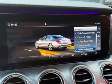 Mercedes Classe E 220 AMG-Line — photo 37