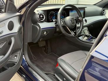 Mercedes Classe E 300 — photo 9