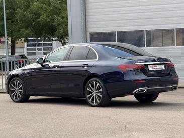Mercedes Classe E 300 — photo 21