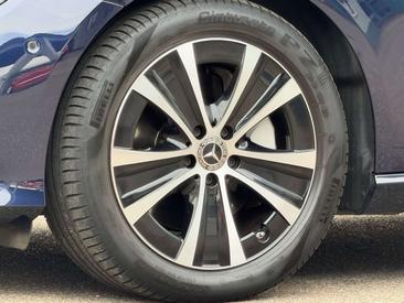 Mercedes Classe E 300 — photo 23