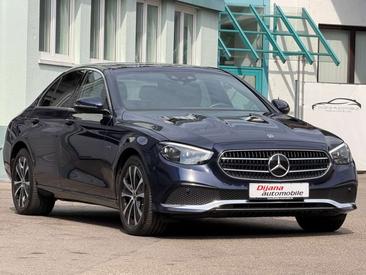 Mercedes Classe E 300 — photo 25