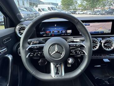 Mercedes Classe A45 AMG 45 — photo 13