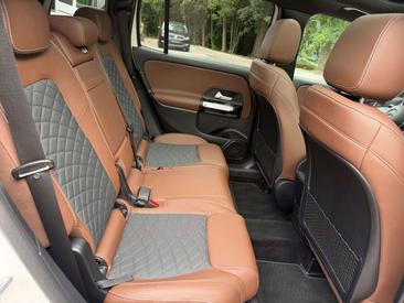 Mercedes GLB 250 AMG Line — photo 29