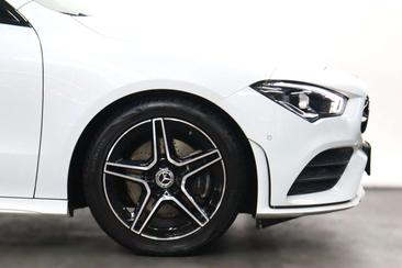 Mercedes CLA 200 Night Edition — photo 13