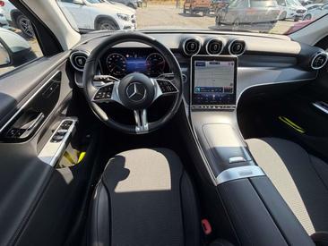 Mercedes GLC 220 — photo 10