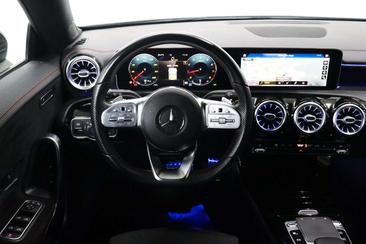 Mercedes CLA 200 Night Edition — photo 17