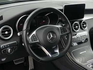 Mercedes GLC 350 AMG Line — photo 13
