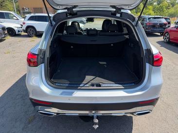Mercedes GLC 220 — photo 15