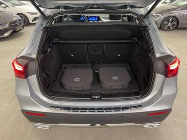 Mercedes GLA 250 — photo 11