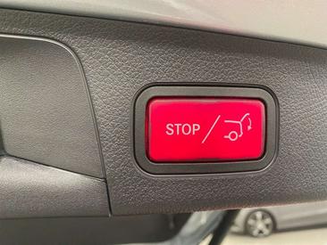 Mercedes GLA 250 — photo 12