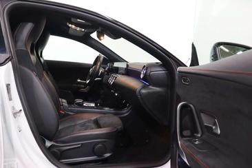 Mercedes CLA 200 Night Edition — photo 27