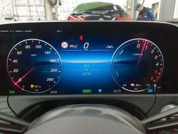 Mercedes Classe E 300 — photo 9