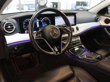 Mercedes Classe E 300 — photo 6