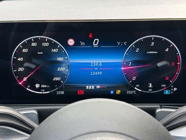 Mercedes GLB 220 AMG LINE — photo 28