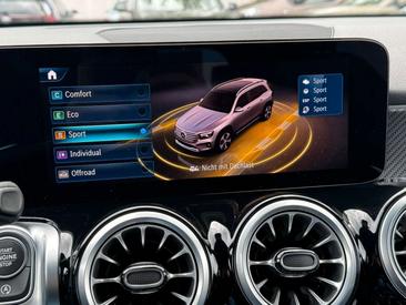 Mercedes GLB 220 AMG LINE — photo 31
