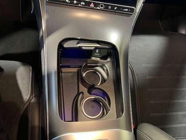 Mercedes GLC 300 Night Edition — photo 5