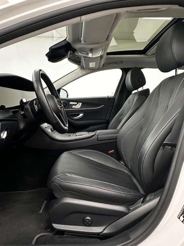 Mercedes Classe E 300 — photo 25