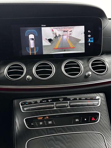 Mercedes Classe E 300 — photo 34