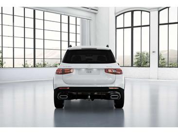 Mercedes GLB 250 Night Edition — photo 5