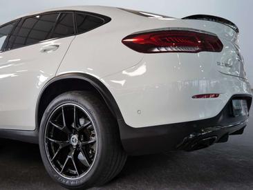 Mercedes GLC Coupé 220 Night Edition — photo 3