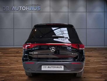 Mercedes EQB 300 — photo 5