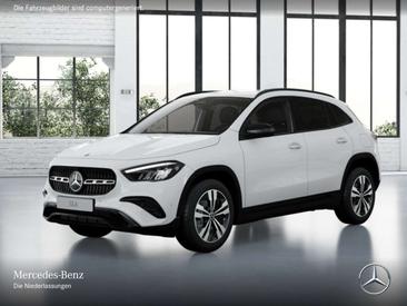 Mercedes GLA 180 Night Edition — photo 12
