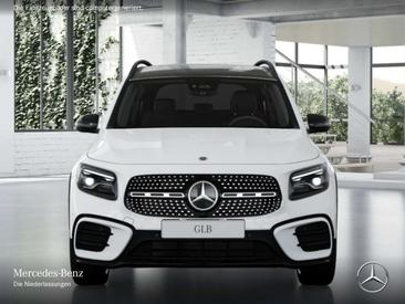 Mercedes GLB 200 Night Edition — photo 6