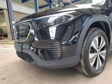 Mercedes EQB 300 — photo 24