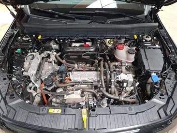 Mercedes EQB 300 — photo 26