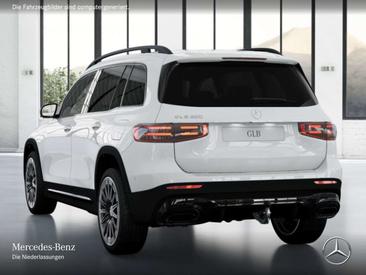 Mercedes GLB 200 Night Edition — photo 20