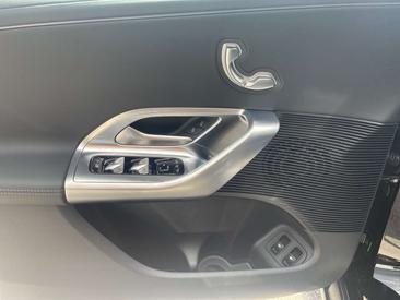 Mercedes GLC 400 — photo 11