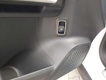 Mercedes GLB 200 Edition 1 — photo 19