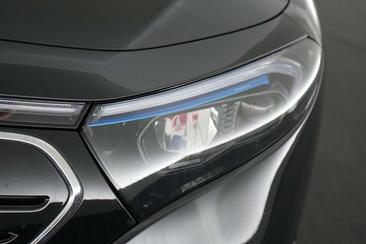 Mercedes EQB 350 Premium — photo 21