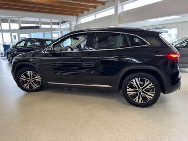 Mercedes GLA 200 — photo 3