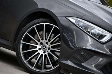 Mercedes CLS 400 — photo 14
