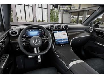 Mercedes GLC 200 Night Edition — photo 6