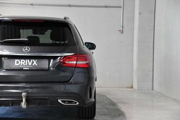 Mercedes Classe C 300 Night Edition — photo 15