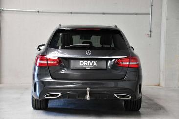 Mercedes Classe C 300 Night Edition — photo 16