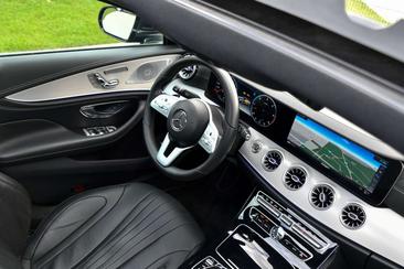 Mercedes CLS 400 — photo 29