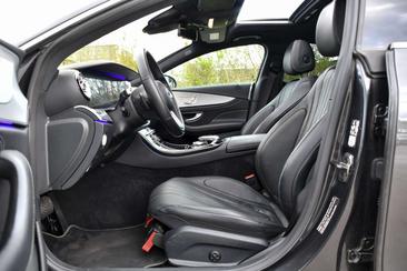 Mercedes CLS 400 — photo 31