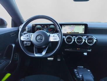 Mercedes CLA 200 Night Edition — photo 9