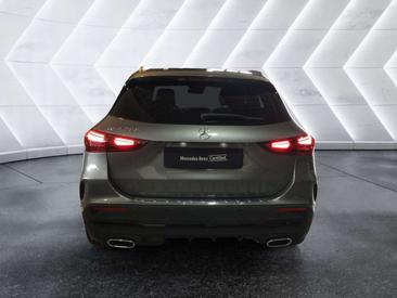 Mercedes GLA 200 AMG Line — photo 5
