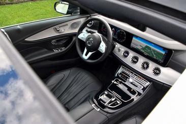 Mercedes CLS 400 — photo 38