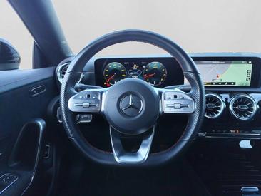 Mercedes CLA 200 Night Edition — photo 11