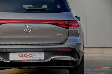 Mercedes EQB 350 AMG Line — photo 16