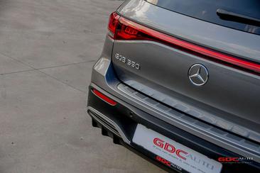 Mercedes EQB 350 AMG Line — photo 17