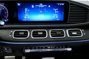 Mercedes GLE 450 AMG Line — photo 11