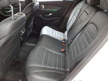 Mercedes GLC 300 — photo 12