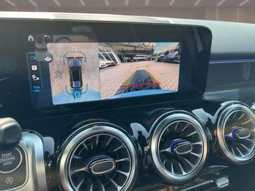 Mercedes GLB 200 — photo 13