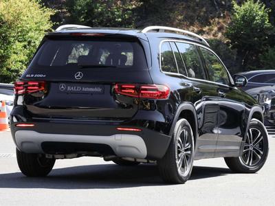 Mercedes GLB 200